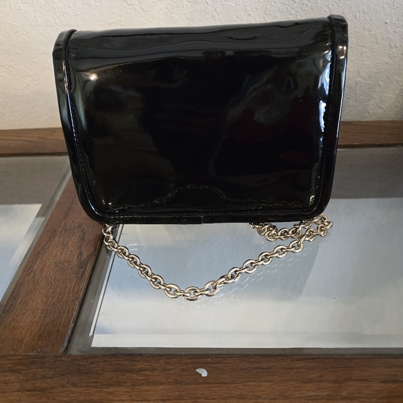 New without tags Talbots patent leather clutch/shoulder bag. - Picture 7 of 8